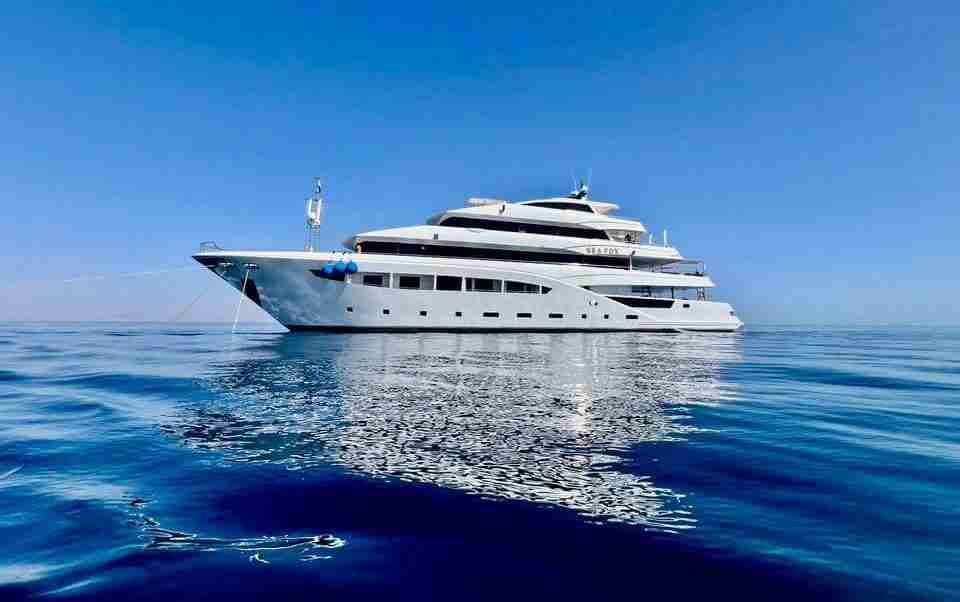 Sea Fox under way in open water off the Egyptian coast