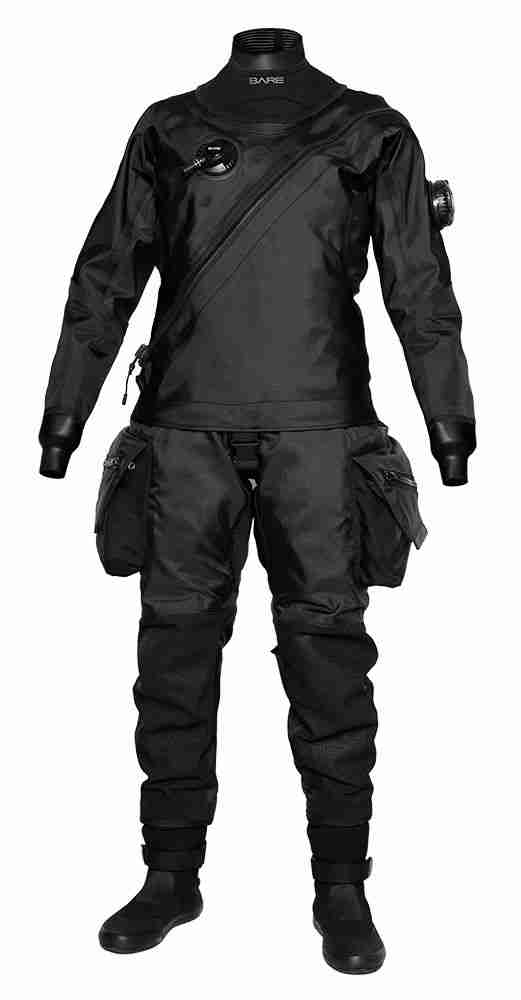 Wetsuit on a diving equipment checklist for Red Sea water