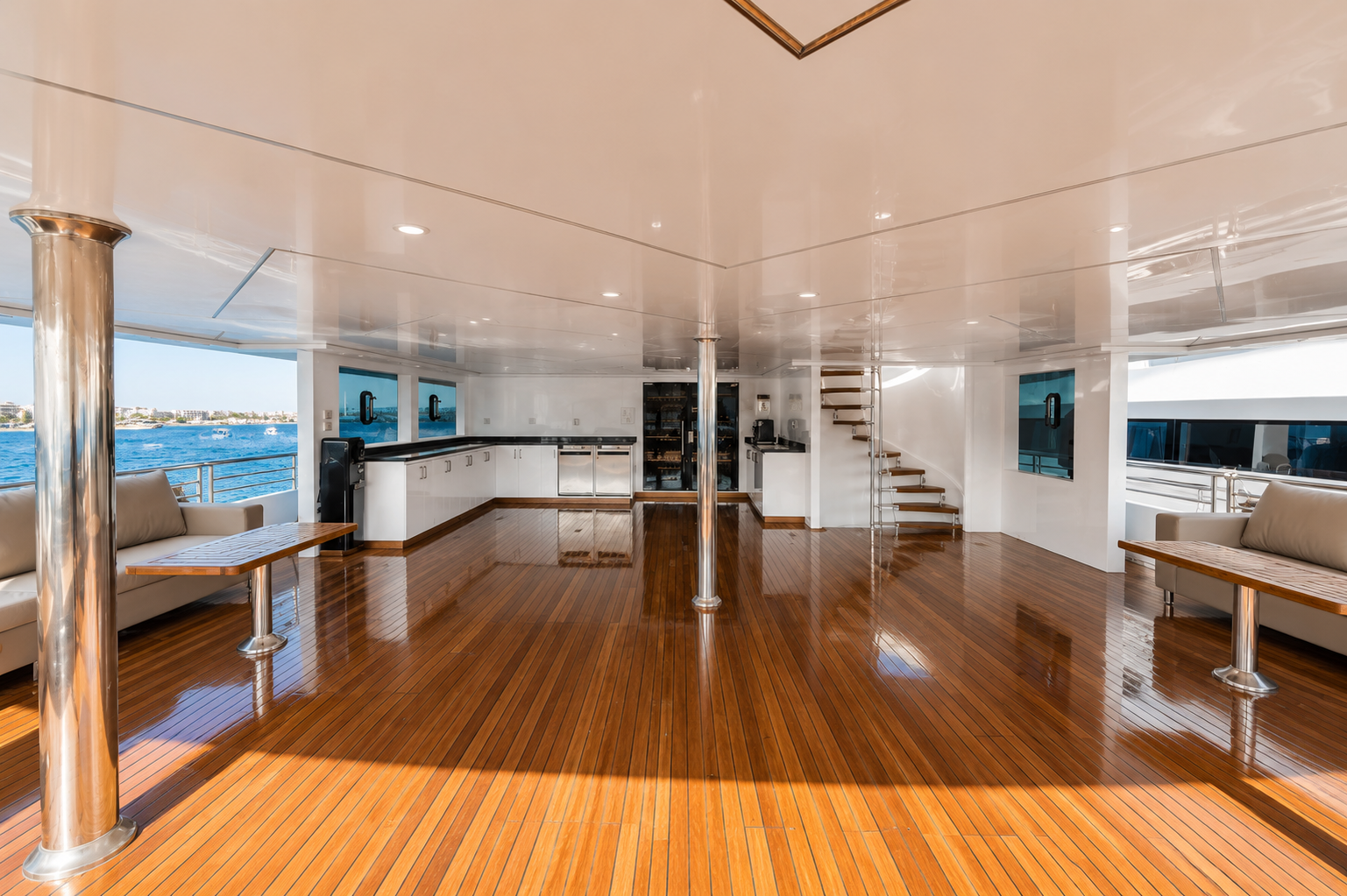 Outdoor bar and lounge deck on the M/Y Sea Treasure