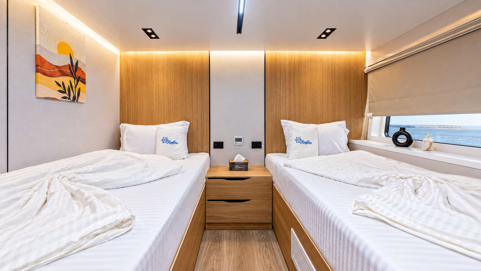 Twin cabin aboard the C U Red Sea liveaboard with two single beds