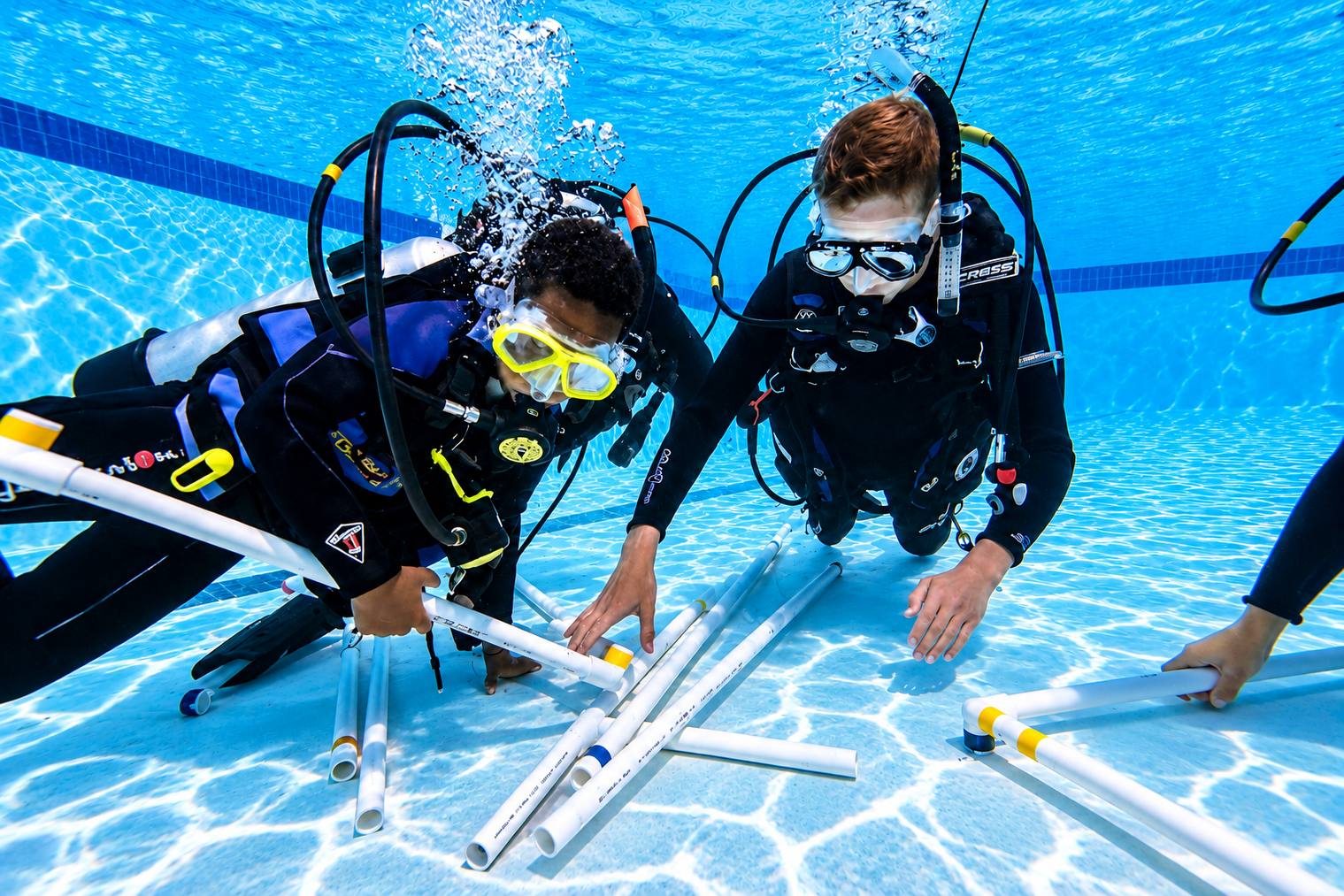 Underwater construction challenge on PADI Seal Team Hurghada