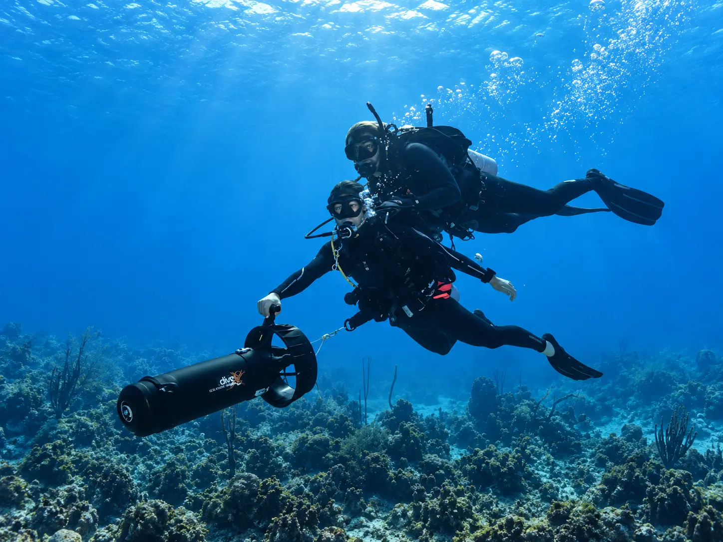 Buddy pair on a PADI DPV Scooter Diver training dive
